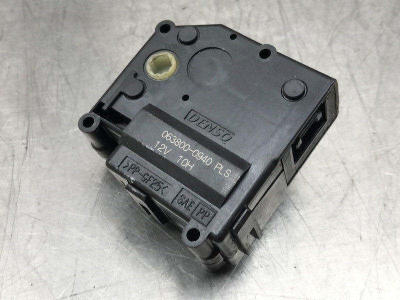 KACHELSTELMOTOR Lexus LS (F4) (|0638000940|), Gebruikt, Lexus