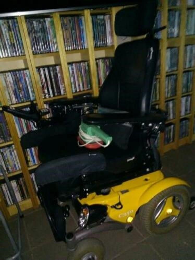 2 fauteuils roulants électriques, Divers, Enlèvement, Comme neuf, Fauteuil roulant électrique