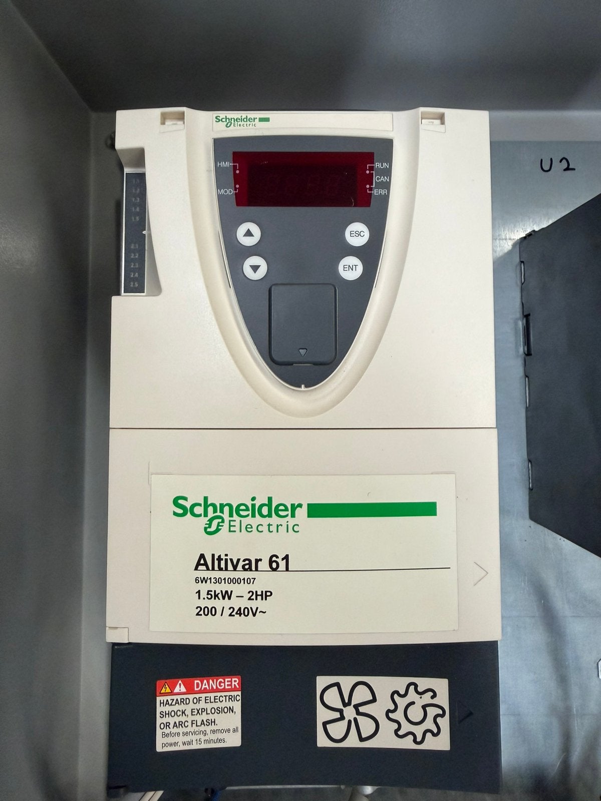 Convertisseur de fréquence Schneider Electric Altivar 61, Enlèvement, Comme neuf, Schneider Electric