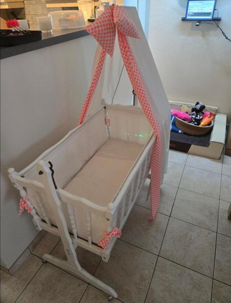 Als splinternieuwe Retro Baby Wieg
Slaap Bedje met hemel, Ophalen of Verzenden, Wieg