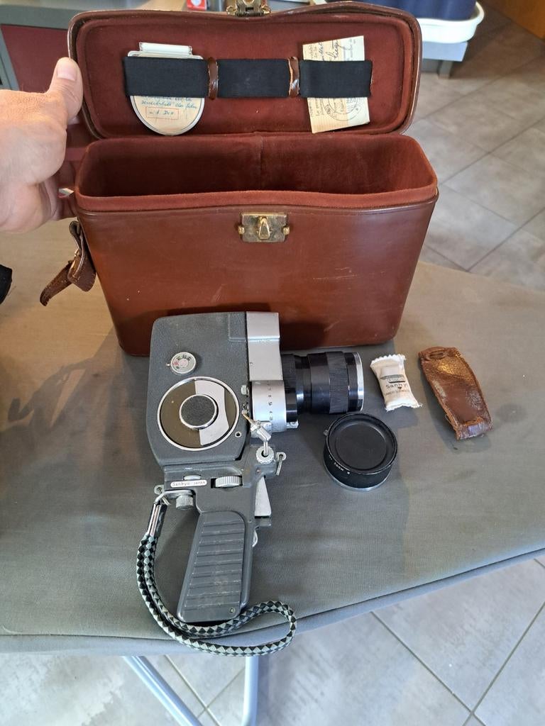 Oude Sankyo-camera met hoesje, Verzenden, Filmcamera