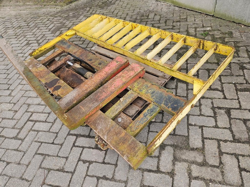 Fem 4, Sideshift bord en vorken borden Komt van een 10 tons, Ophalen