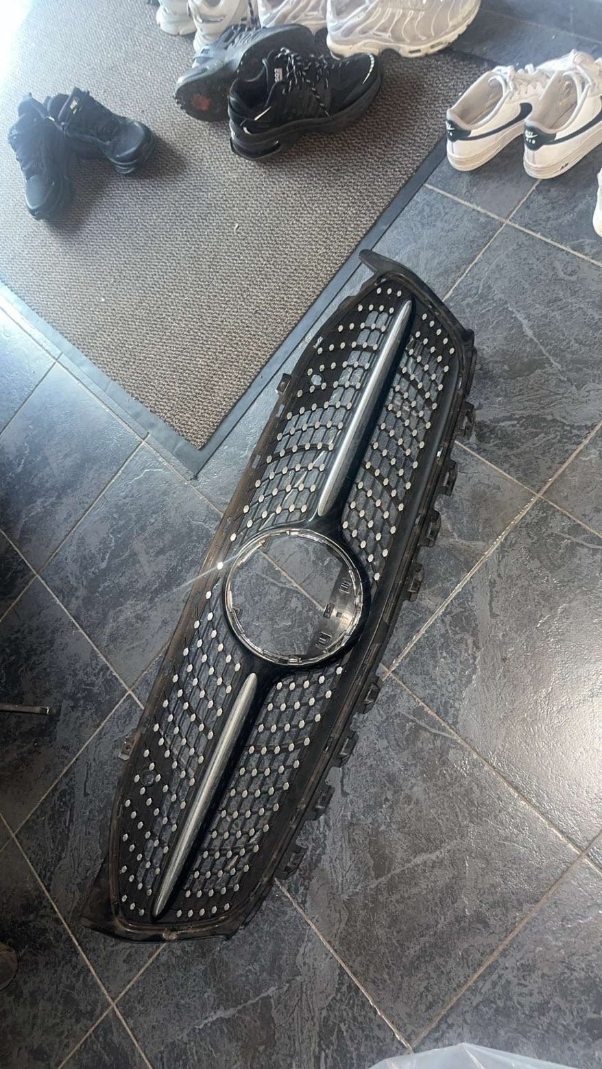 Originele Mercedes CLA C118 Diamond Grille (2019+), Ophalen, Gebruikt, Voor, Mercedes-Benz