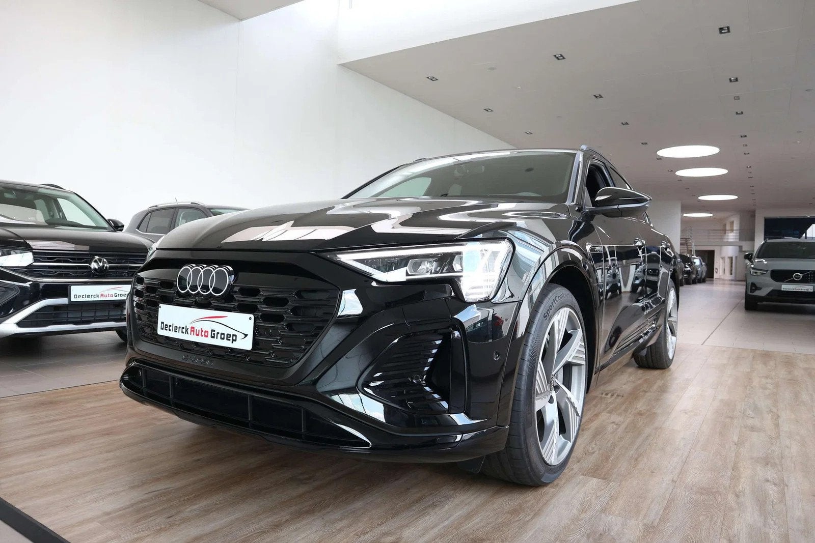 Audi Q8 e-tron 55 SPORTBACK S-LINE*FULL OPTION*STOCKWAGEN !, Autos, Achat, 408 ch, 5 portes, 5 places