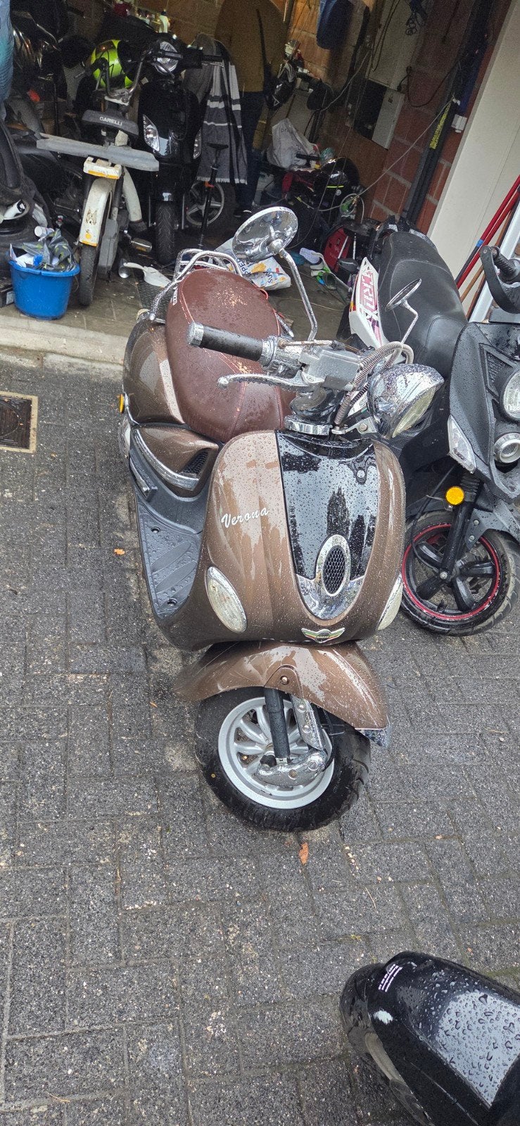 Razzo Verona 125cc zonder papieren, Fietsen en Brommers, Snorfietsen en Snorscooters, Ophalen
