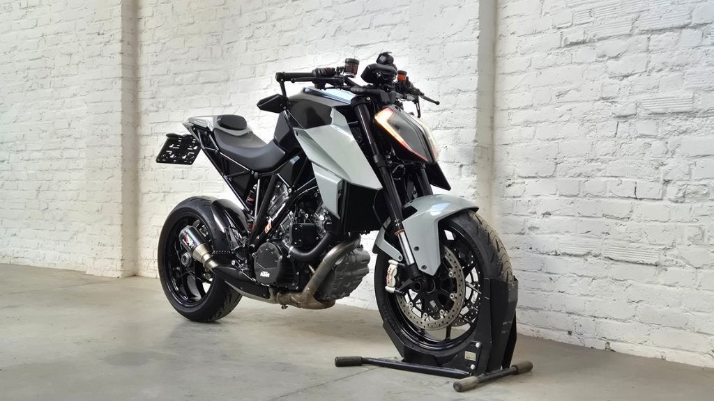 KTM 1290 superduke Super Duke R 2018 73kW @motomobilia, 2 cilinders, Occasion, Motorrijbewijs A, Bedrijf