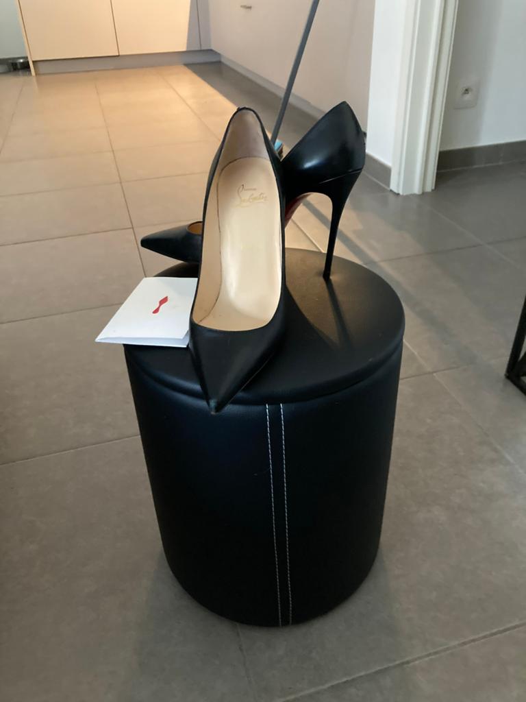 Louboutin maat 40, Ophalen, Zo goed als nieuw