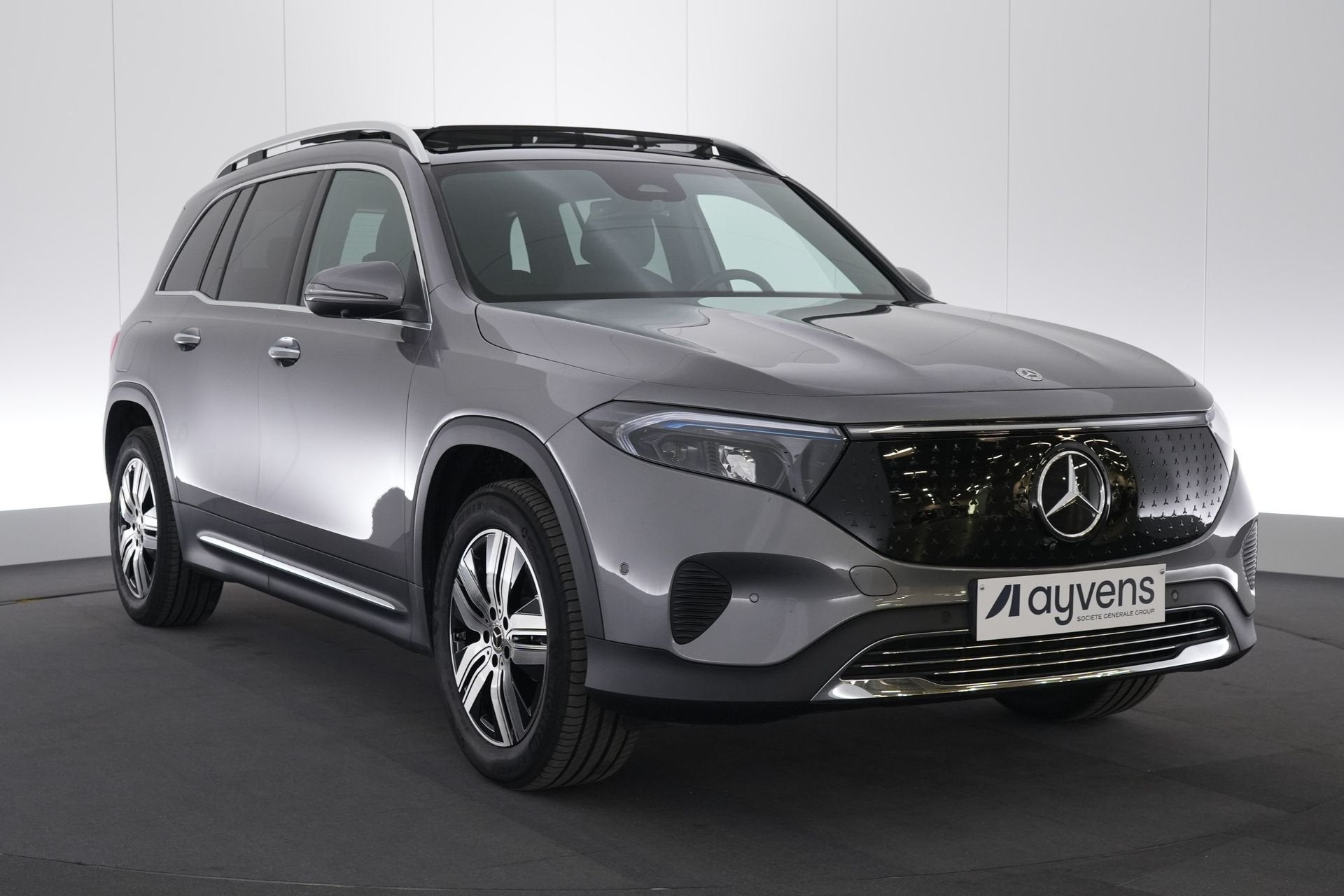 (2GUE853) MERCEDES-BENZ EQB, Gebruikt, EQB, https://public.car-pass.be/vhr/3fa1d8f1-5d52-444f-9757-da4c46e267f4, 67 kWh