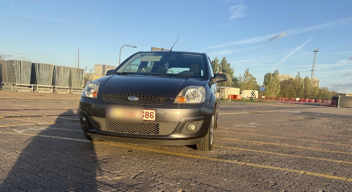 Ford fiesta 1.4i airco gekeurd voor verkoop met carpass, Autos, Achat, Vitres électriques, Particulier, Fiësta