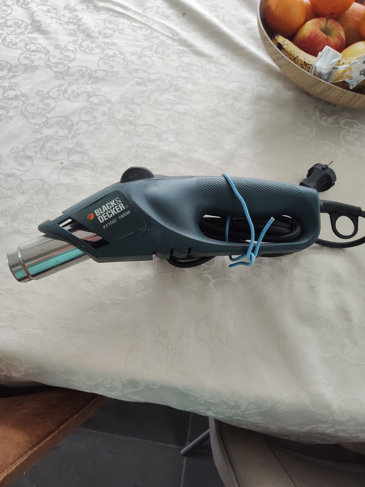 Black and Decker verfafbrander, Doe-het-zelf en Bouw, Gereedschap | Slijpmachines, Ophalen of Verzenden, Zo goed als nieuw, 1000 watt of meer