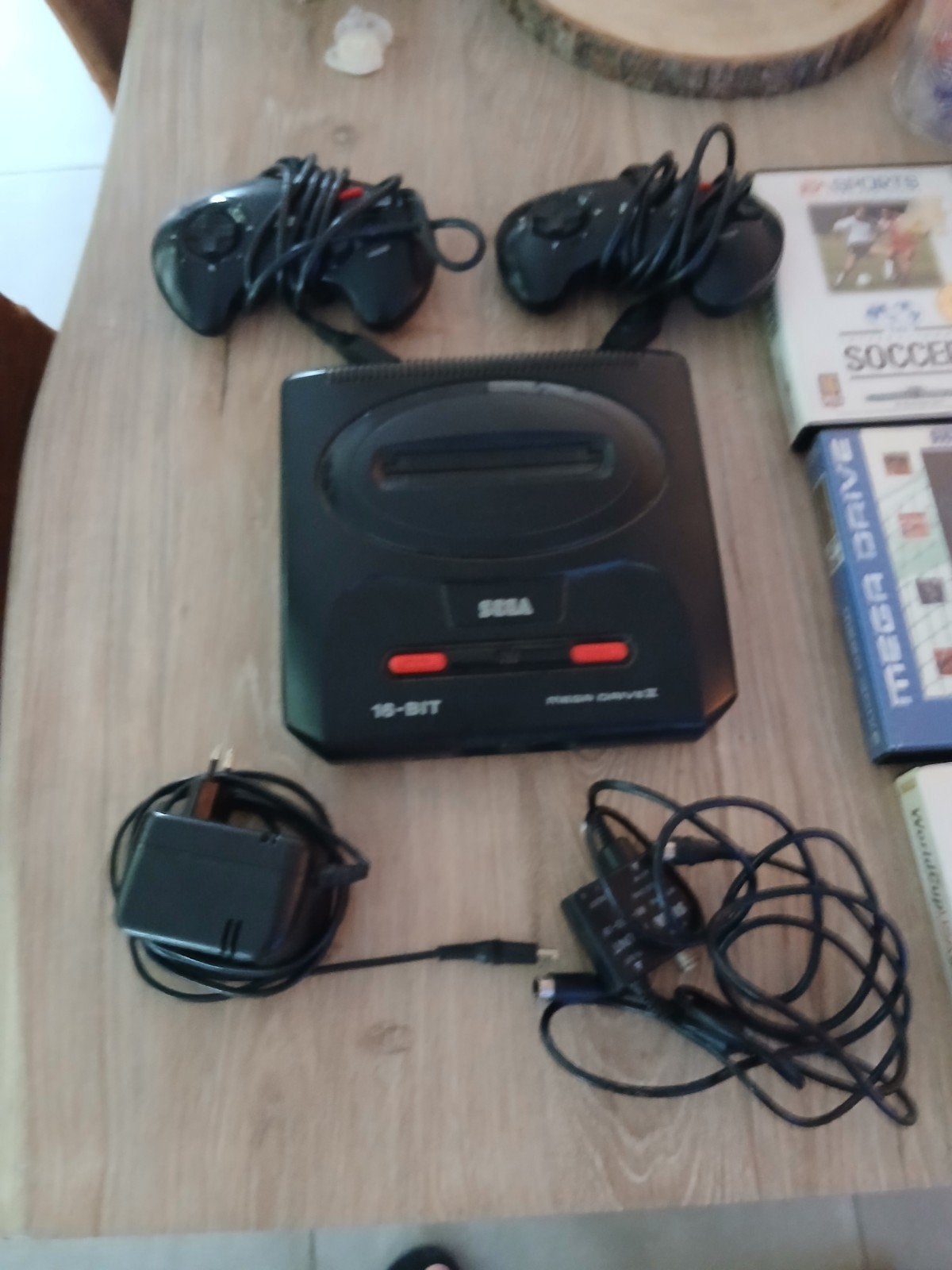 Sega megadrive 2 met 11 games, Games en Spelcomputers, Spelcomputers | Sega, Ophalen