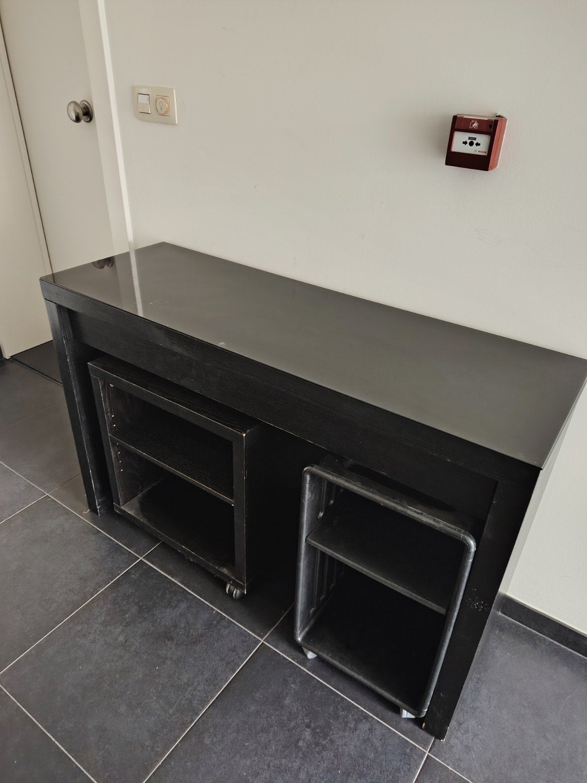 bureau IKEA et tiroir à donner, Maison & Meubles, Enlèvement