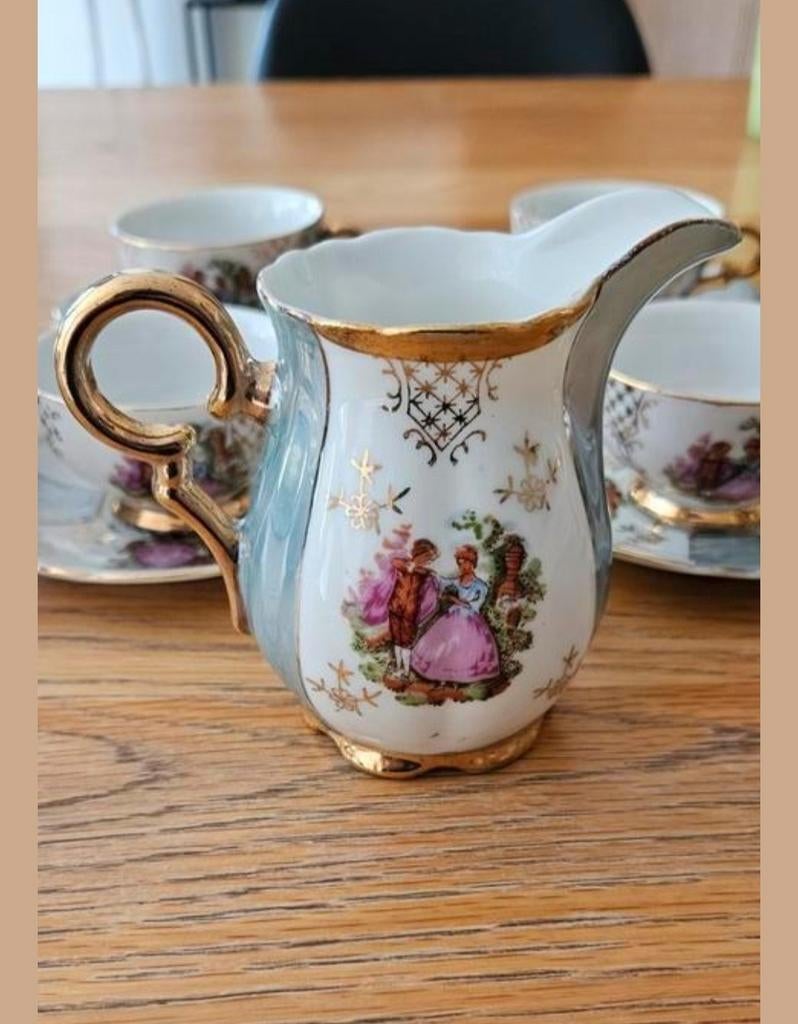 Foreign servies koffie/thee, Antiek en Kunst, Ophalen
