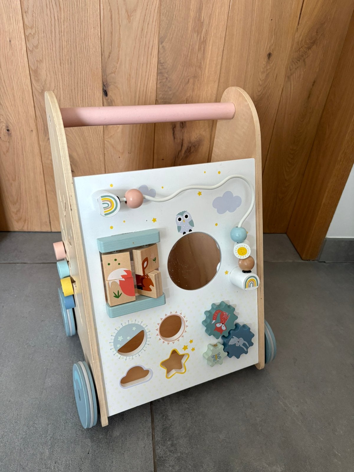 Loopwagen hout met activiteiten, Ophalen, Zo goed als nieuw, Duw- of Trekspeelgoed