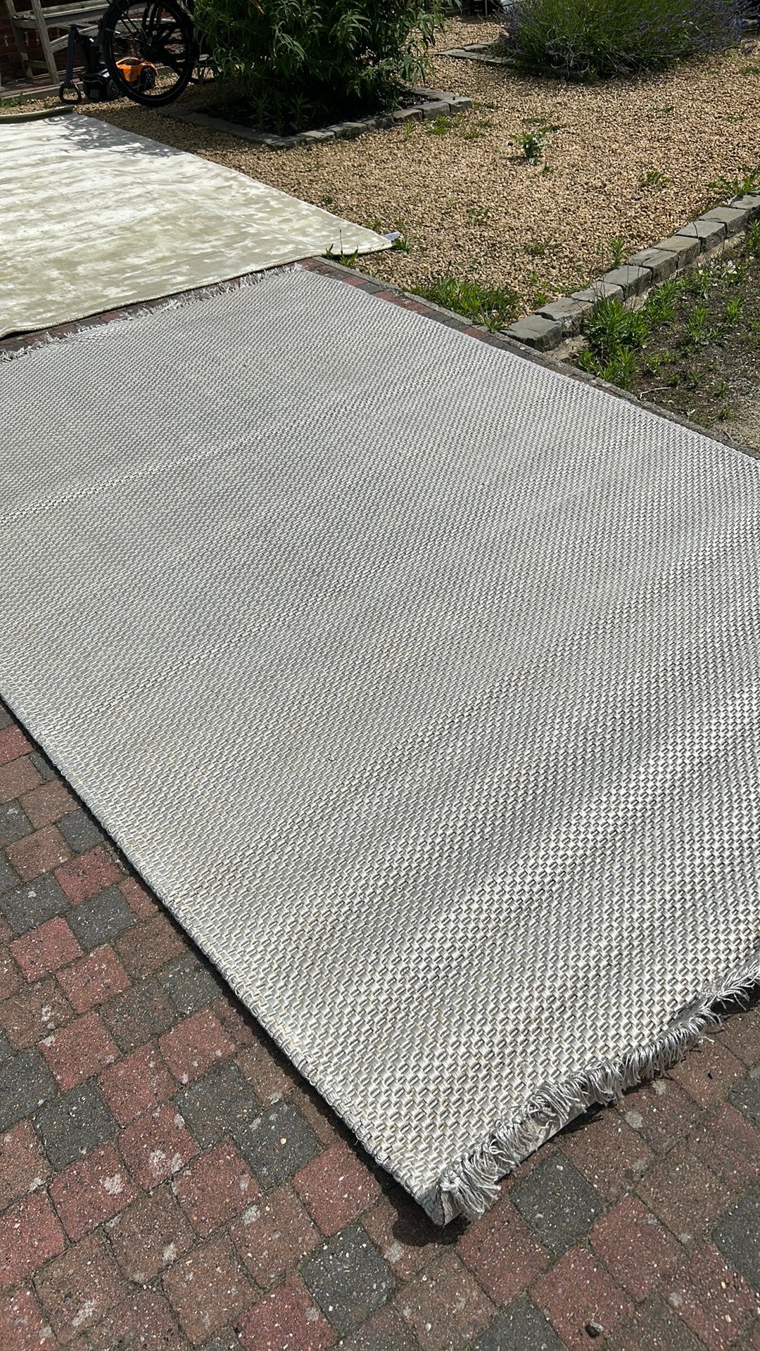 Vloerkleed, Ophalen, Zo goed als nieuw