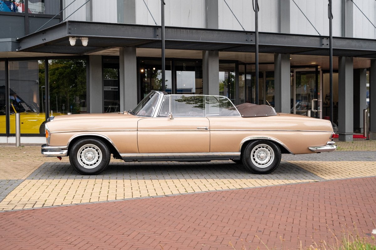 Mercedes-Benz S-Klasse 220 SE W111 Cabriolet, Achat, Cabriolet, 2 portes, 6 cylindres