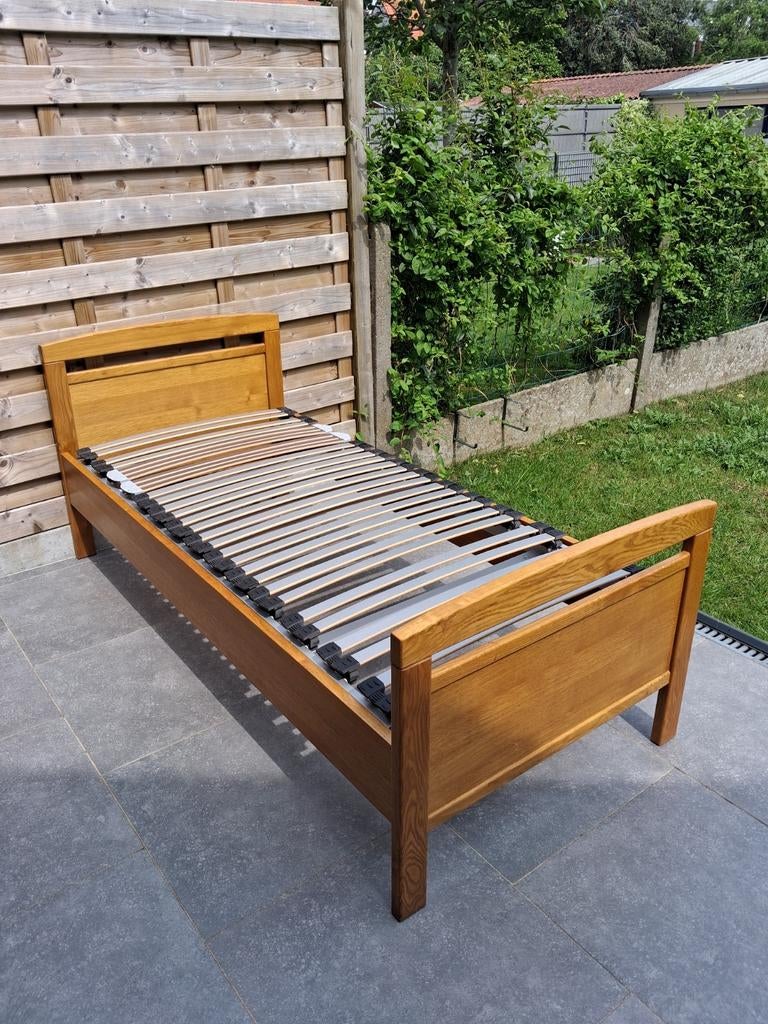 Eenpersoonsbed - NIEUW, Huis en Inrichting, Slaapkamer | Bedden, Nieuw, 90 cm, 200 cm, Hout, Bruin, Verstelbaar, Ophalen