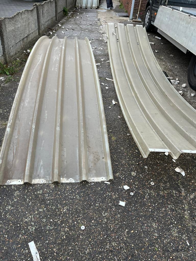 Polyester gebogen dakplaten, Ophalen, Zo goed als nieuw