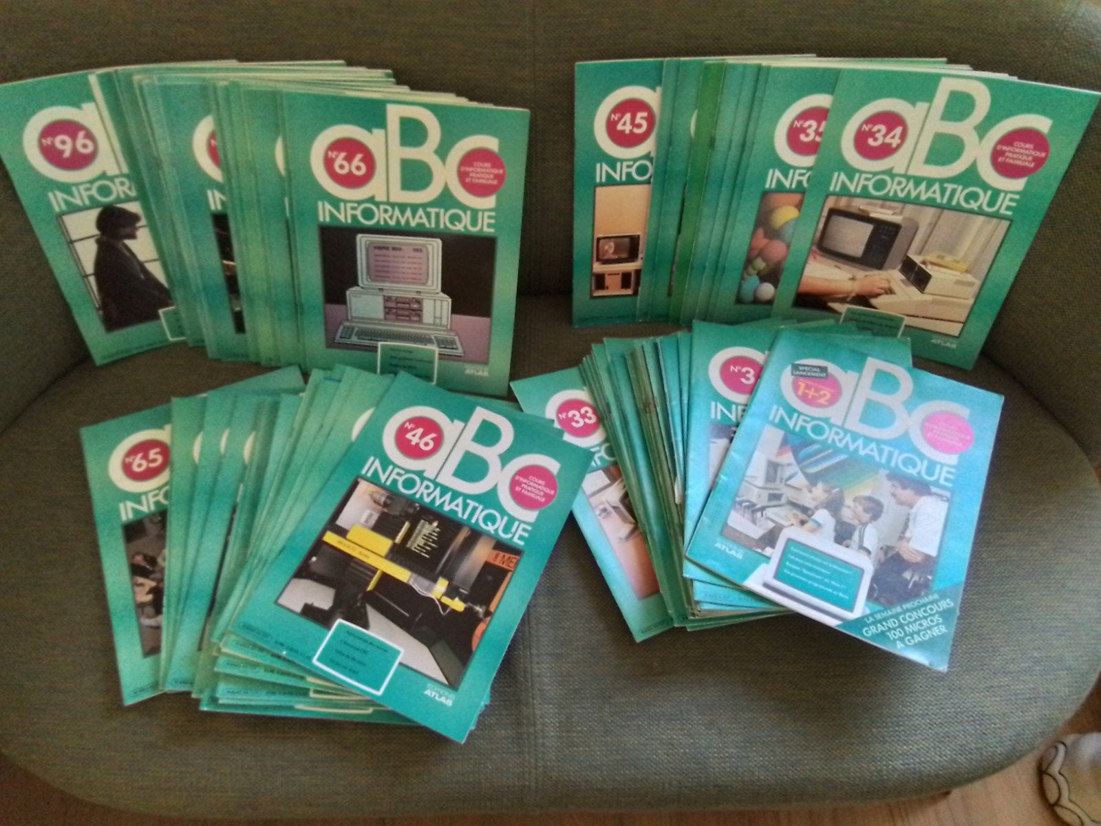 ABC INFORMATIQUE edities Atlas 96 nummers van 1984 tot 85, Verzamelen, Ophalen