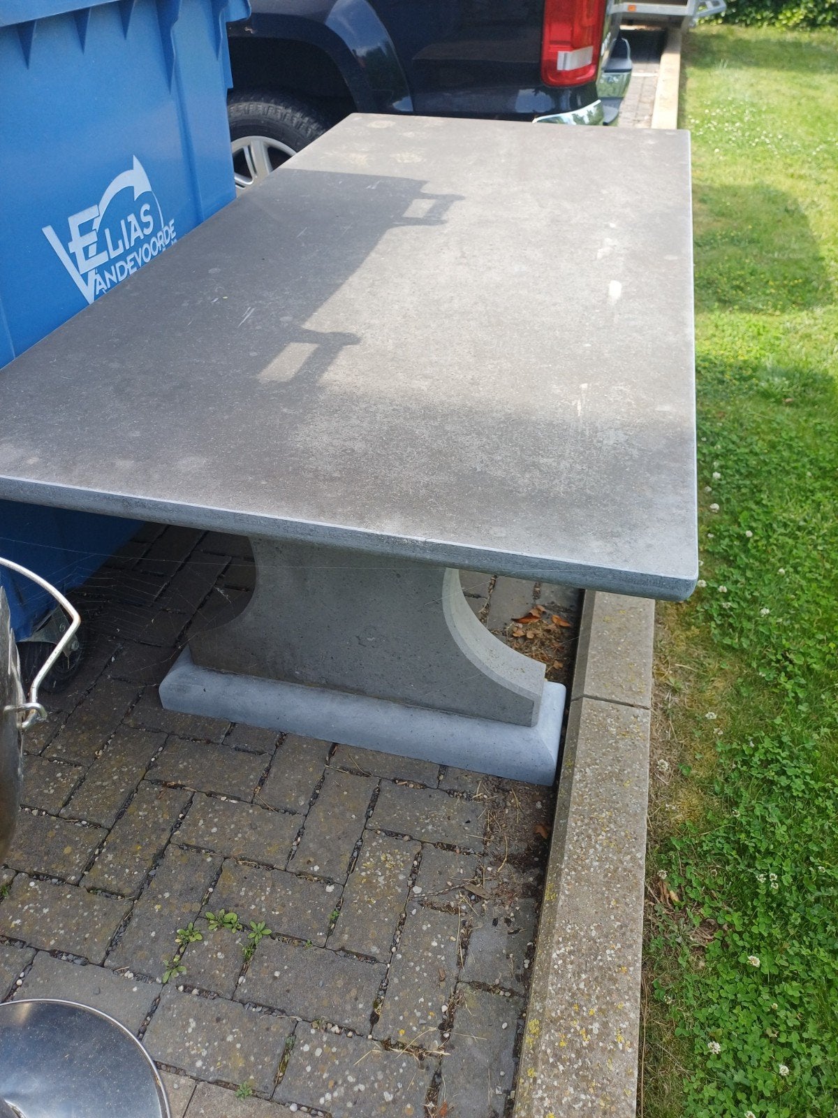 Blauwsteen tuintafel, Ophalen