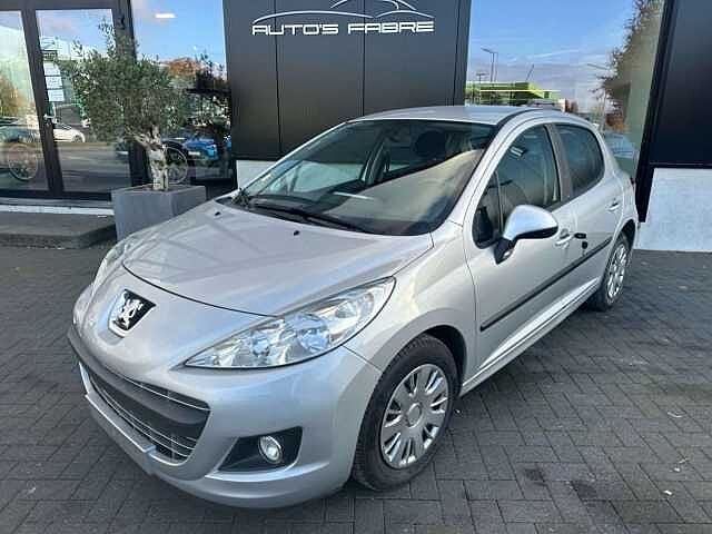 Peugeot 207 1.4i Benzine 5 deuren 91000km Nouveau Courroit, Bluetooth, Entreprise, Boîte manuelle, Noir