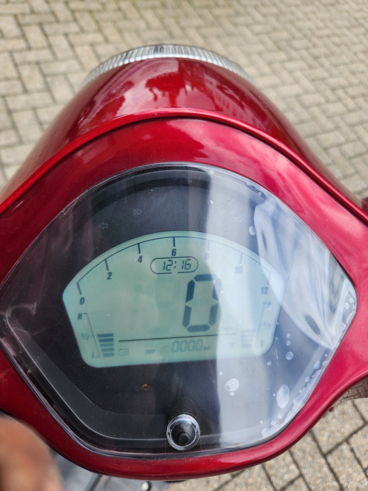 Venesi scooter klasse A, Ophalen