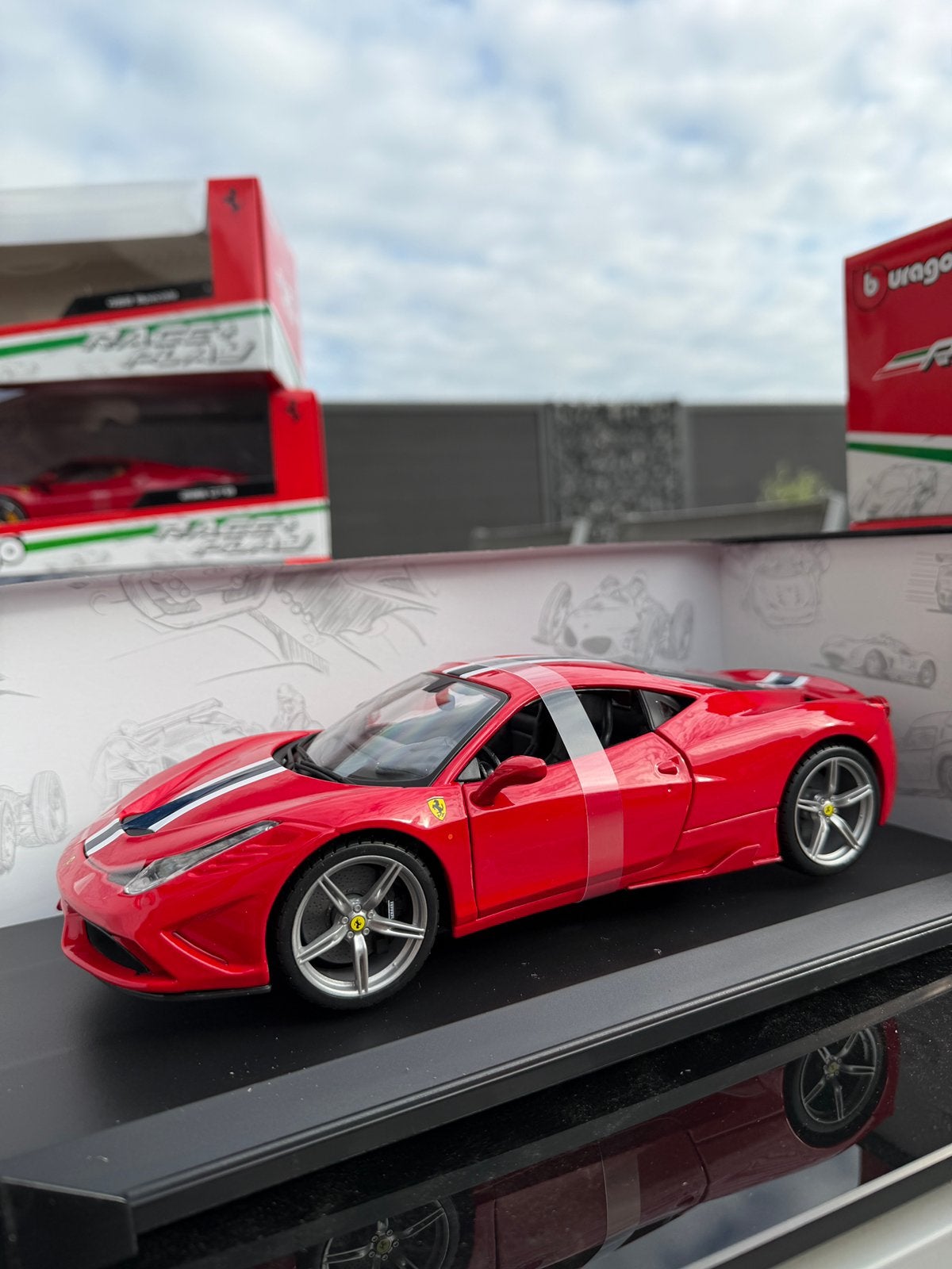 Ferrari 458 Speciale, Ophalen, Zo goed als nieuw