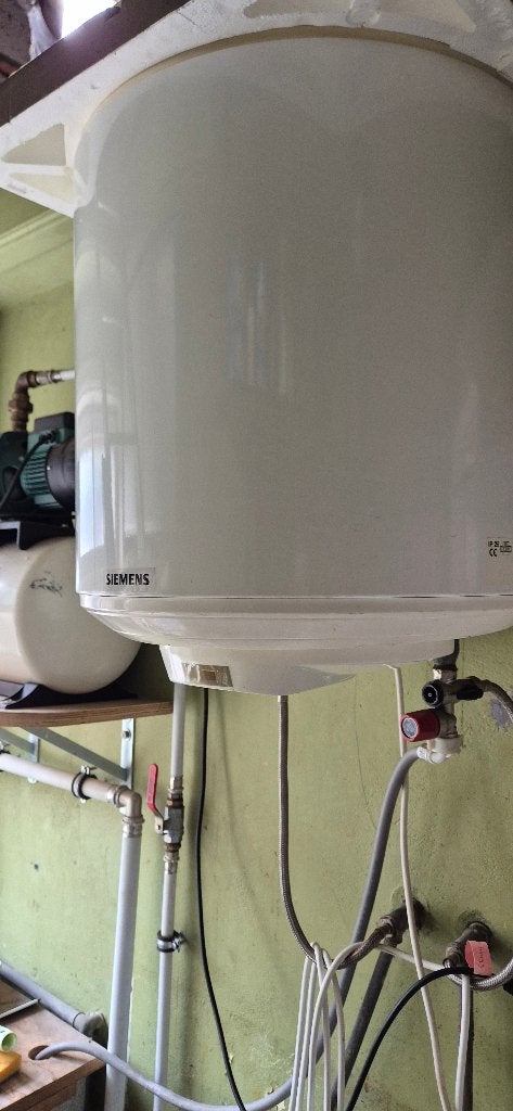 elek. boiler, Doe-het-zelf en Bouw, Ophalen, Zo goed als nieuw, Boiler