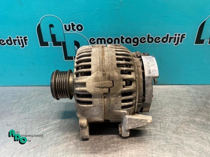 Dynamo van een Volkswagen Caddy (Caddy 04-), Gebruikt, -, Volkswagen, -