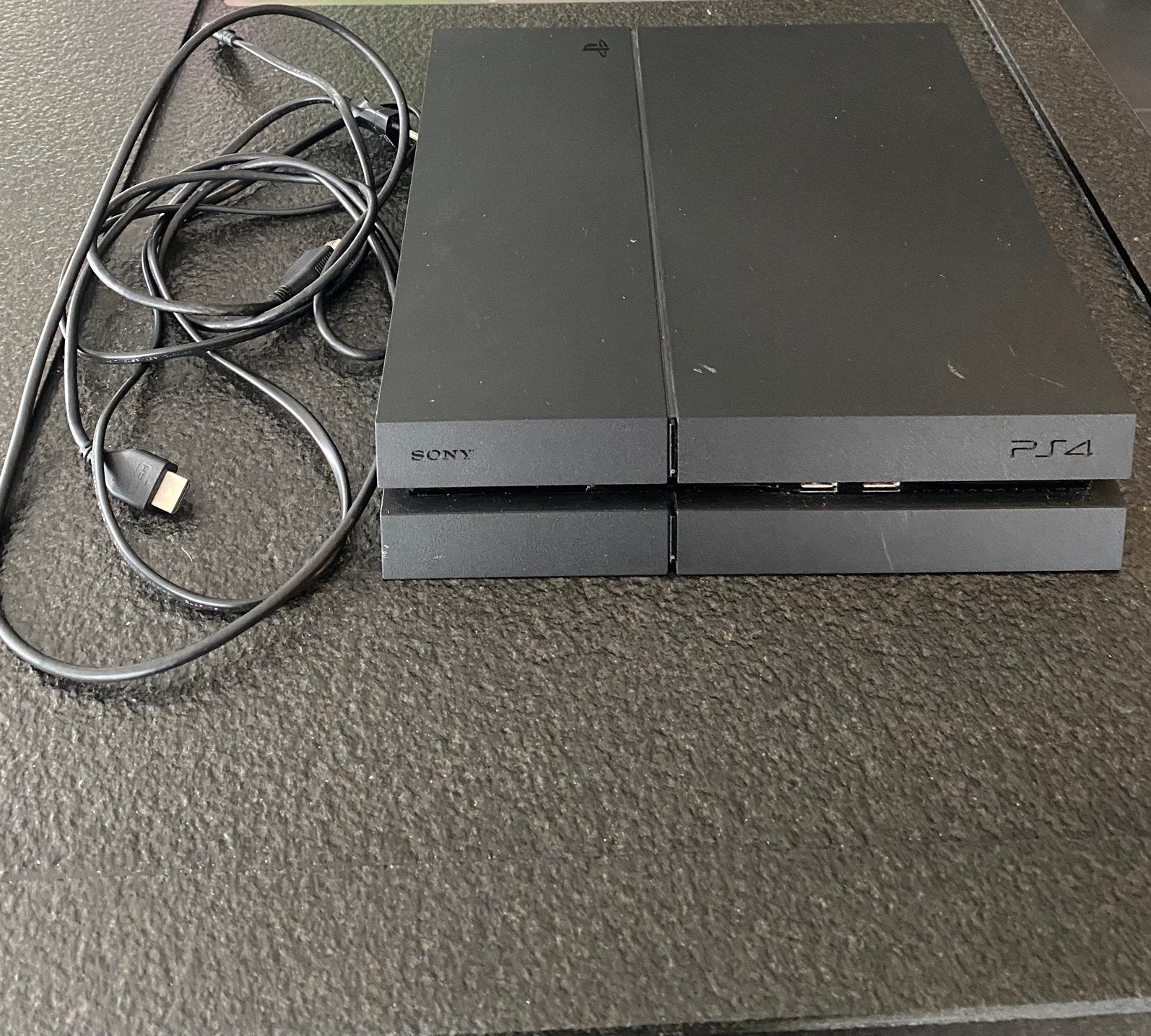 Jeux PS4+36+deux manettes avec station de recharge, Enlèvement, Comme neuf