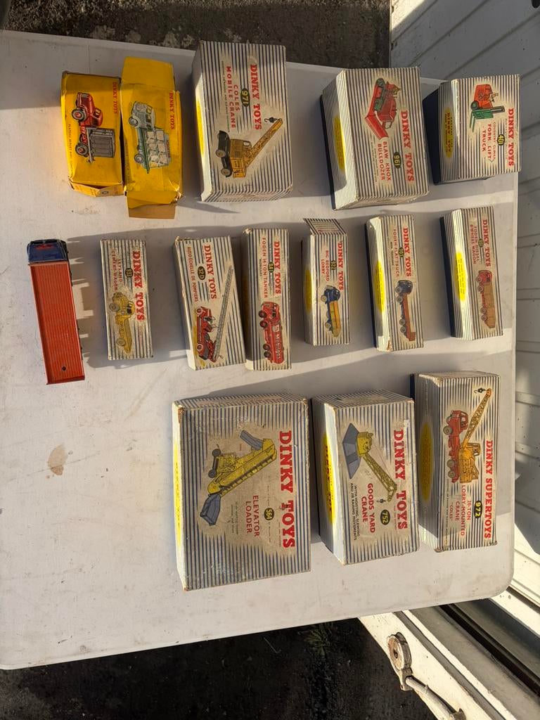 Dinky Toys anciens (années 1950–1960), Enlèvement
