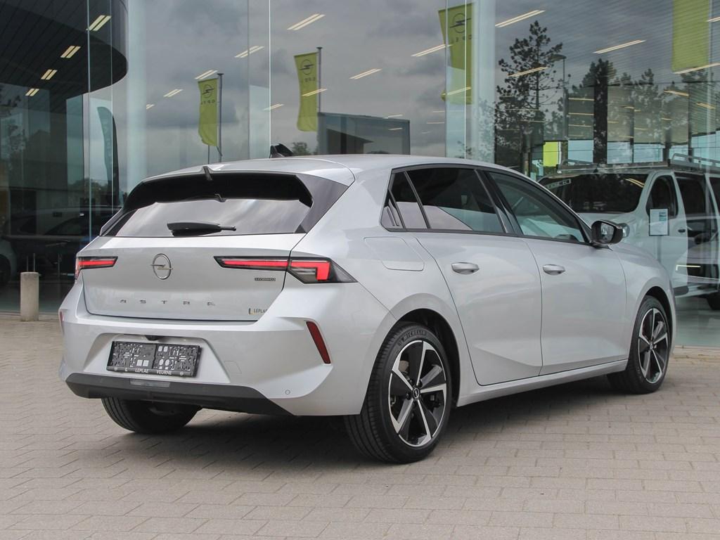 Opel Astra EDITION 5D 1.6 PLUG-IN HYBRID 180PK|CAMERA|NAVI|, Auto's, Opel, Automaat, 27 g/km, Stuurwielverwarming, Bedrijf