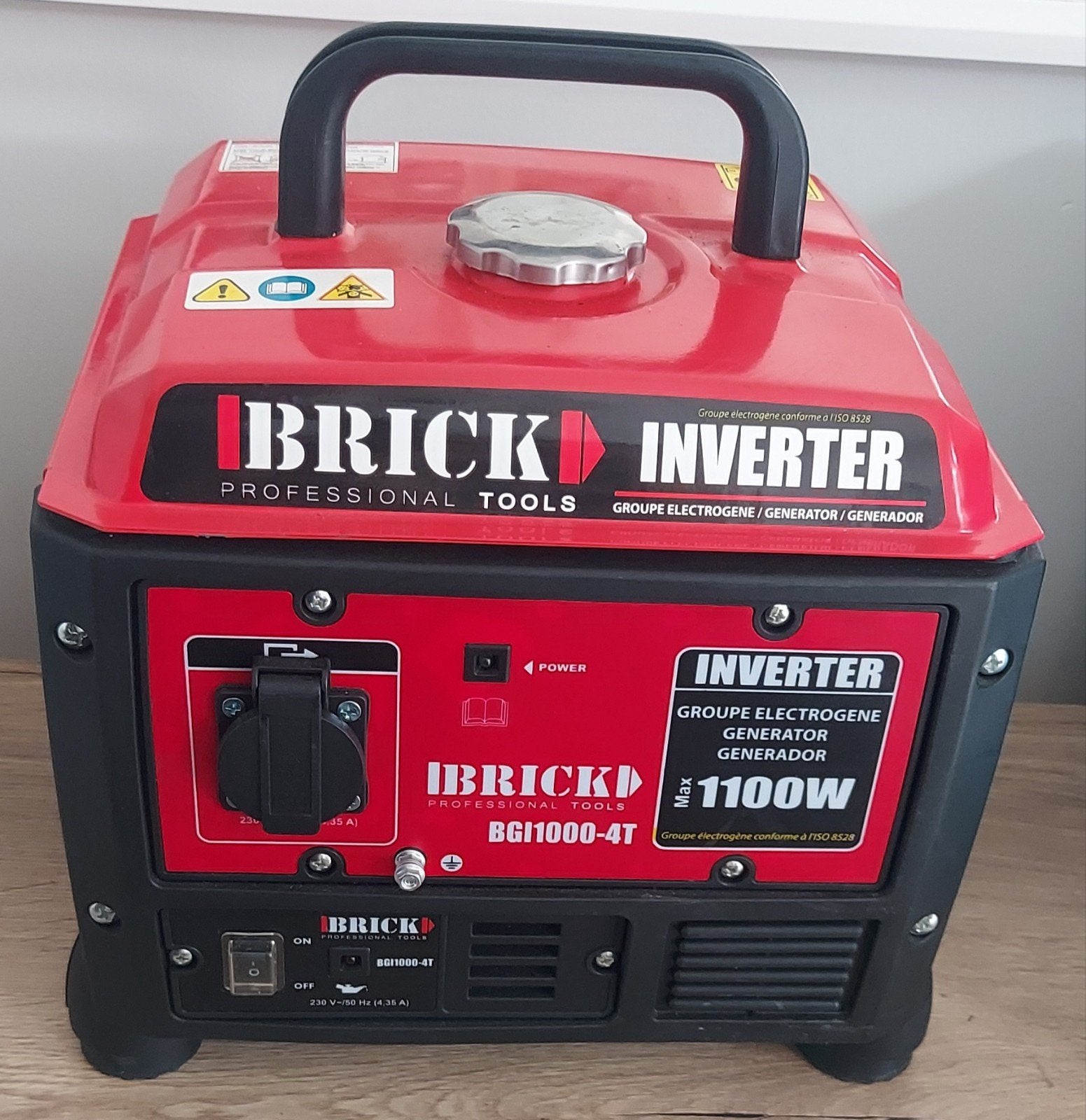 Brick 1100W, Ophalen