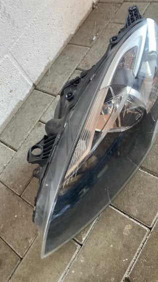 Phare au xénon GAUCHE de la Volvo V40, Enlèvement, Utilisé, Volvo