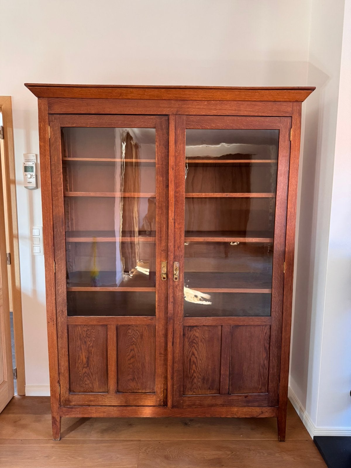 Karaktervolle eiken vitrinekast, Avec porte(s), 25 à 50 cm, 100 à 150 cm, Enlèvement