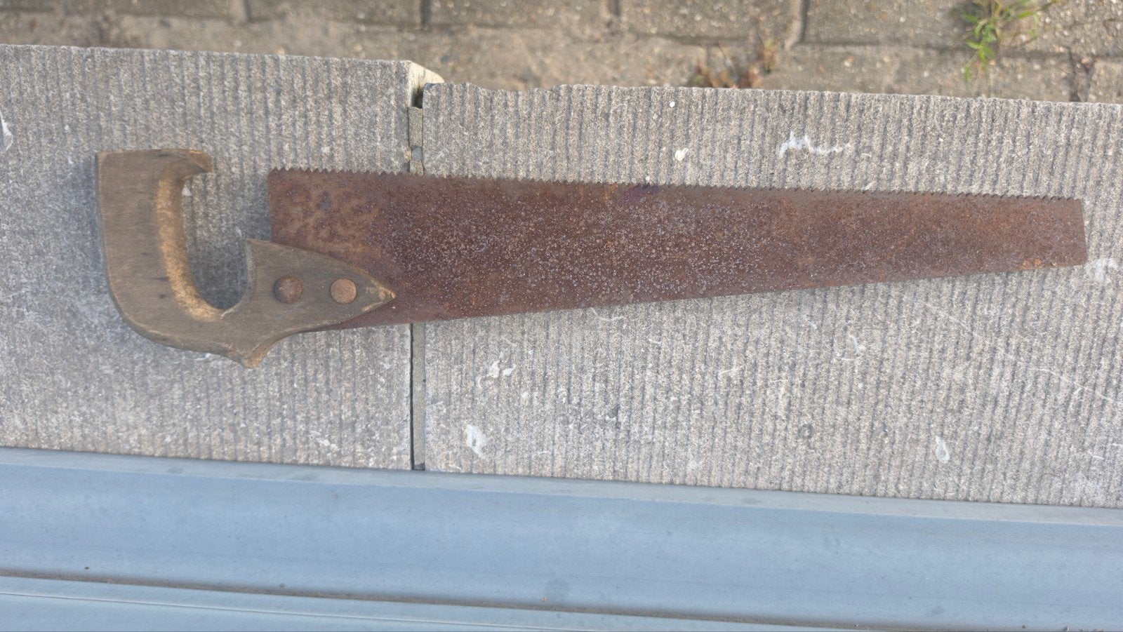 Oude handzaag met houten handvat – antiek gereedschap, Ophalen of Verzenden