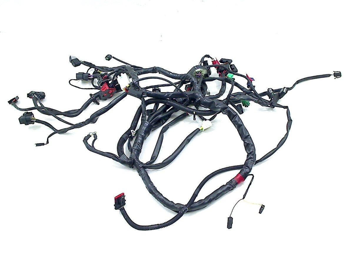 FAISCEAU DE CÂBLAGE DIVERS SR COMPACT GT200 E5 (RP8MD), Dhr. S. di Majo, Utilisé, Info@cama-motorparts.nl, P.J. Troelstraweg 8 8
3144 CX  MAASSLUIS, NL