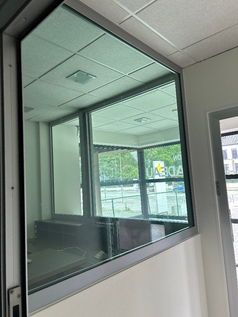 GRATIS 3x kogelwerend glas, Ophalen, Gevelraam of Ruit, 120 tot 160 cm, Zo goed als nieuw