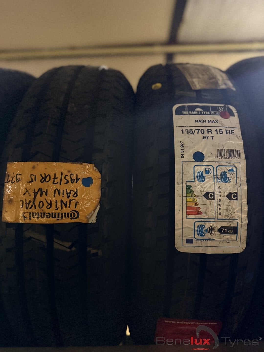 nieuw 195/70R15 97T Uniroyal 195/70 R15 195/70/15 1957015, Neuf, 15 pouces, Pneus été, Pneu(s)