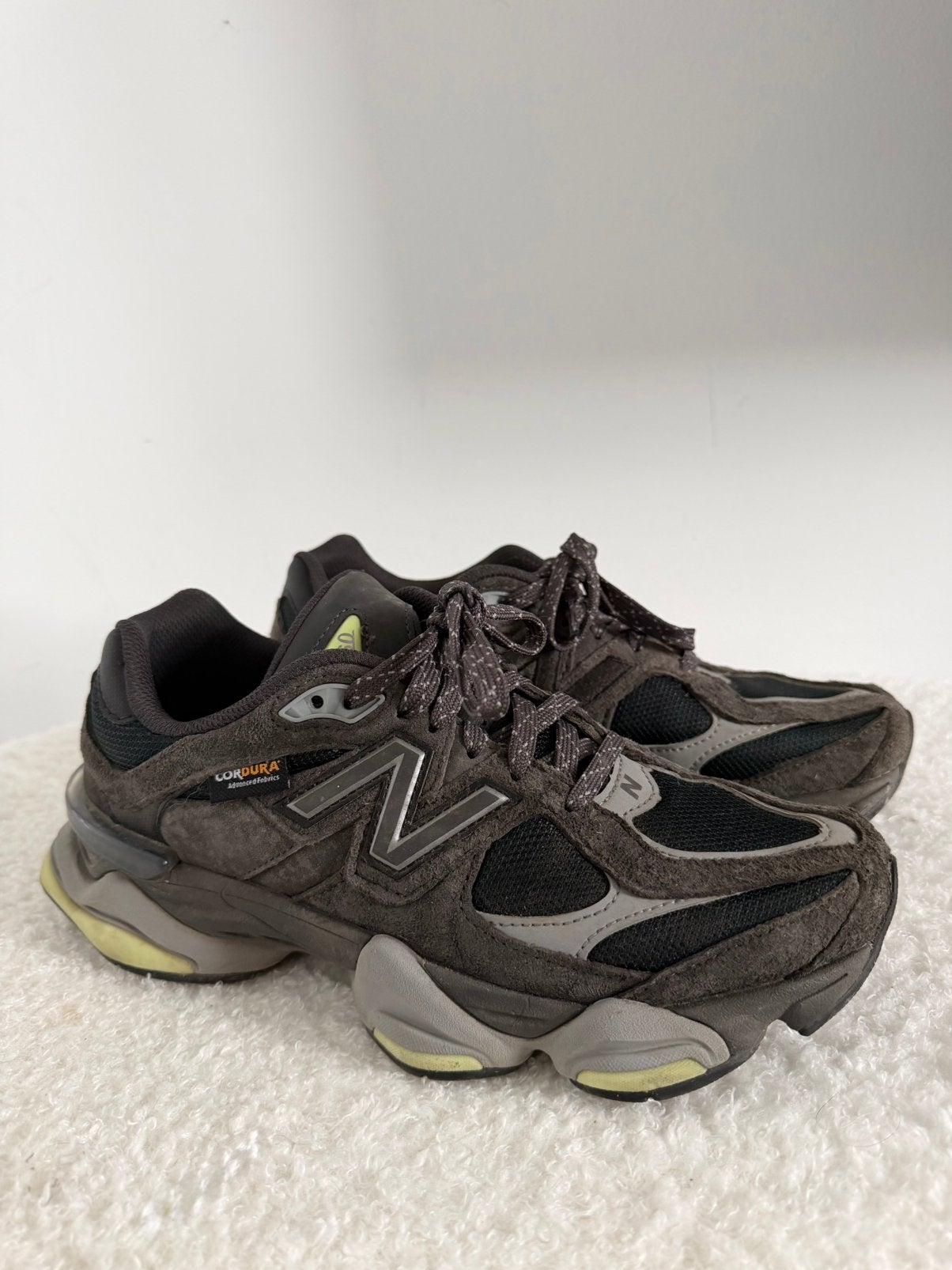 New Balance 9060, Vêtements | Hommes, Chaussures, Comme neuf, Enlèvement, Baskets, Noir