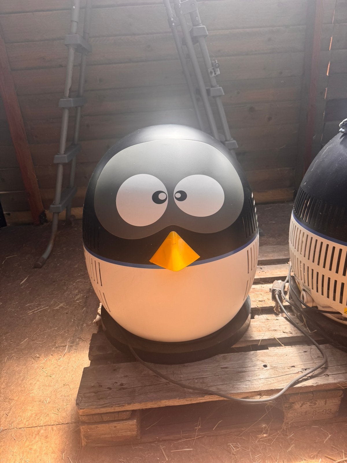 Blue Ocean Pinguïn Zwembad Warmtepomp –  4,2 kW (1 jaar oud), Tuin en Terras, Zwembad-toebehoren, Gebruikt, Verwarming, Ophalen