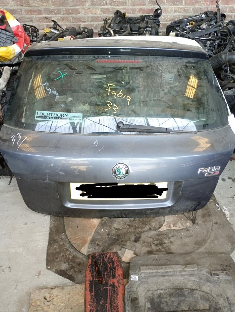 Skoda Fabia hatchback kofferbak, Ophalen, Skoda