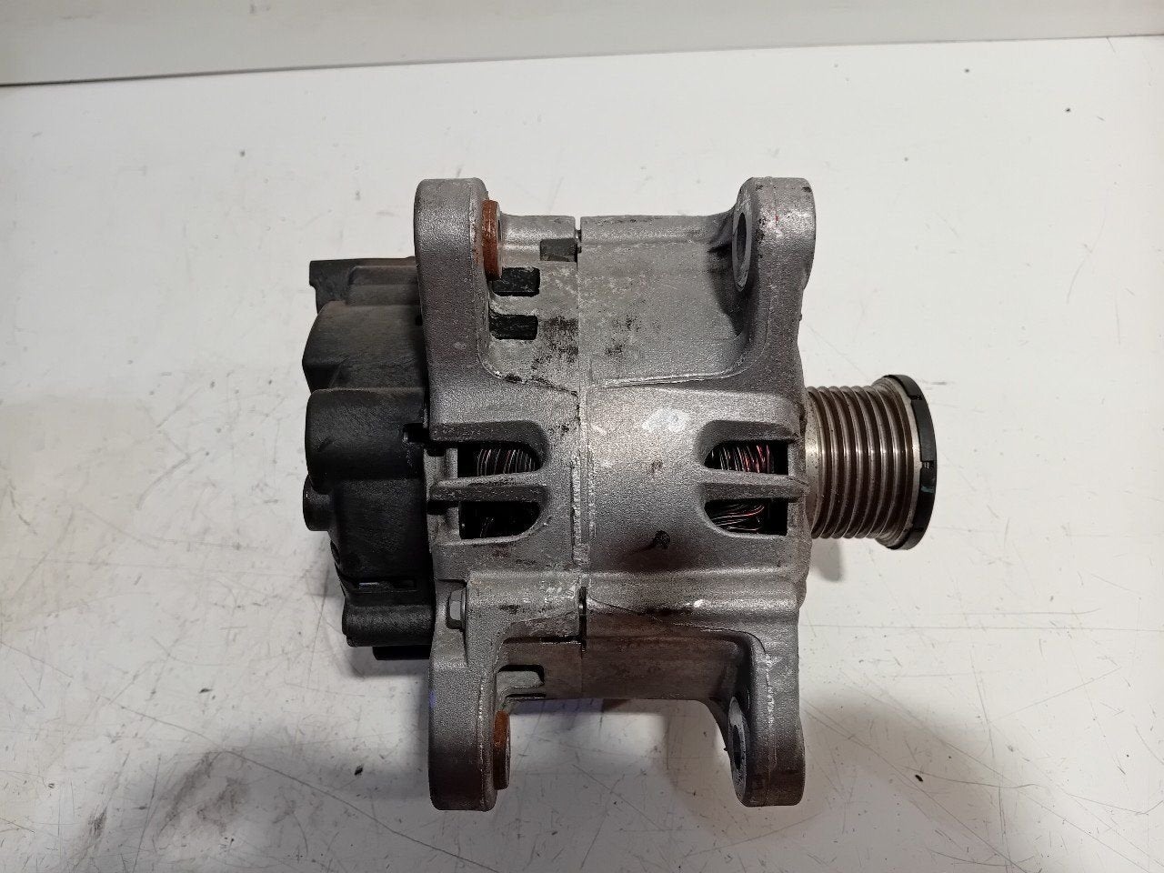Dynamo Renault Clio, Onderdelen@venauto.nl, Van der Ven Autorecycling B.V., Gebruikt, Ettenseweg 76, 4706 PB Roosendaal, The Netherlands