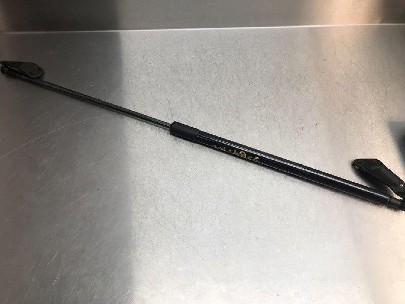 VERIN A GAZ ARRIÈRE DROIT Nissan Juke (F15), Autos : Pièces & Accessoires, Utilisé, Nissan