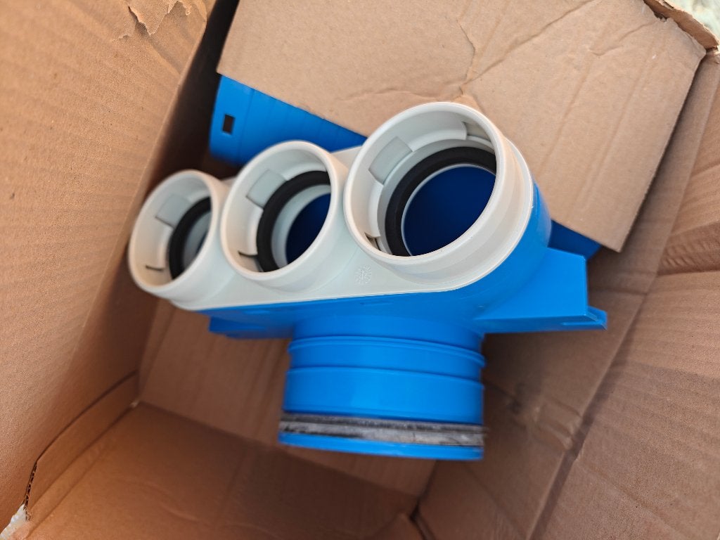 5x Collecteur de vannes Vent-Axia Uniflexplus 3x63 Ø125, Enlèvement, Neuf, Ventilateur et Extracteur