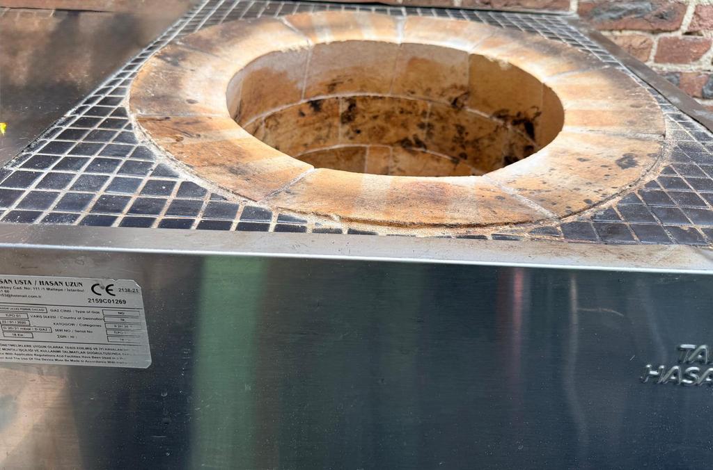 Lavaş tandır ocağı Hasan Usta / Tandoori oven, Ophalen, Zo goed als nieuw