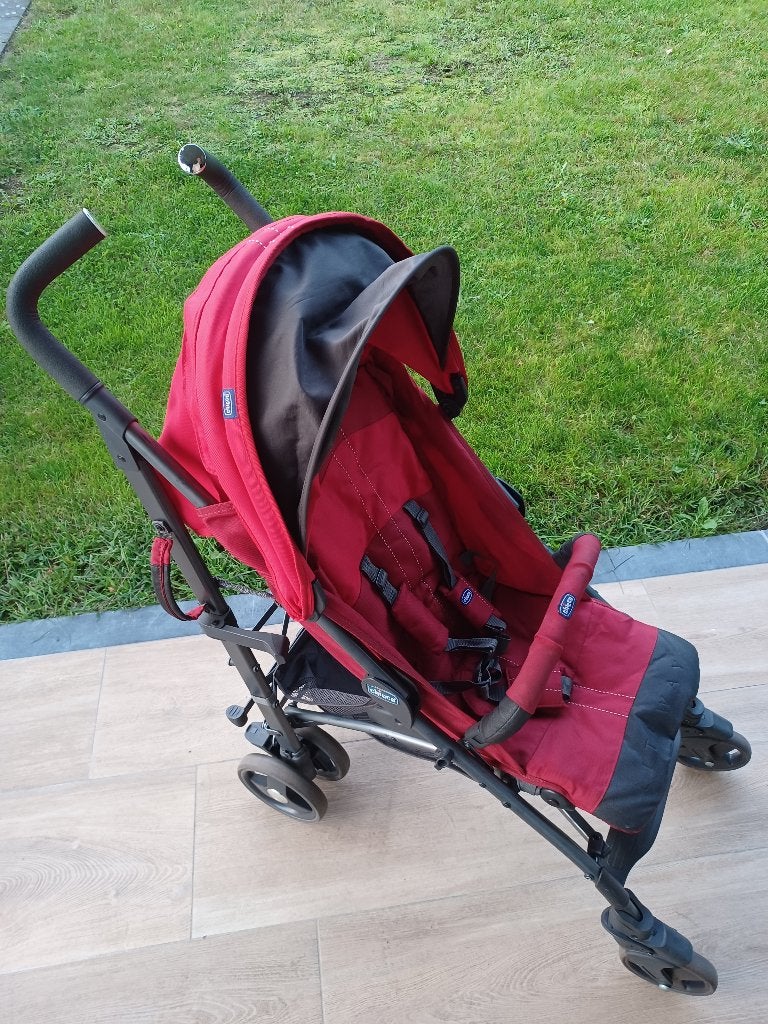 Plooibuggy Chicco Liteway², Kinderen en Baby's, Ophalen, Gebruikt, Overige merken, Verstelbare rugleuning