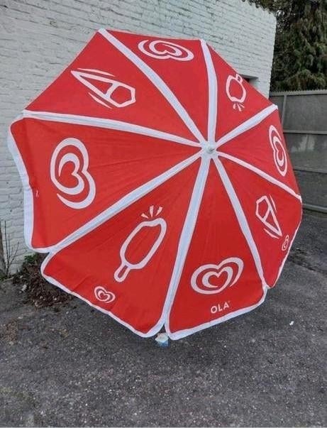 Parasol par Ola, Enlèvement
