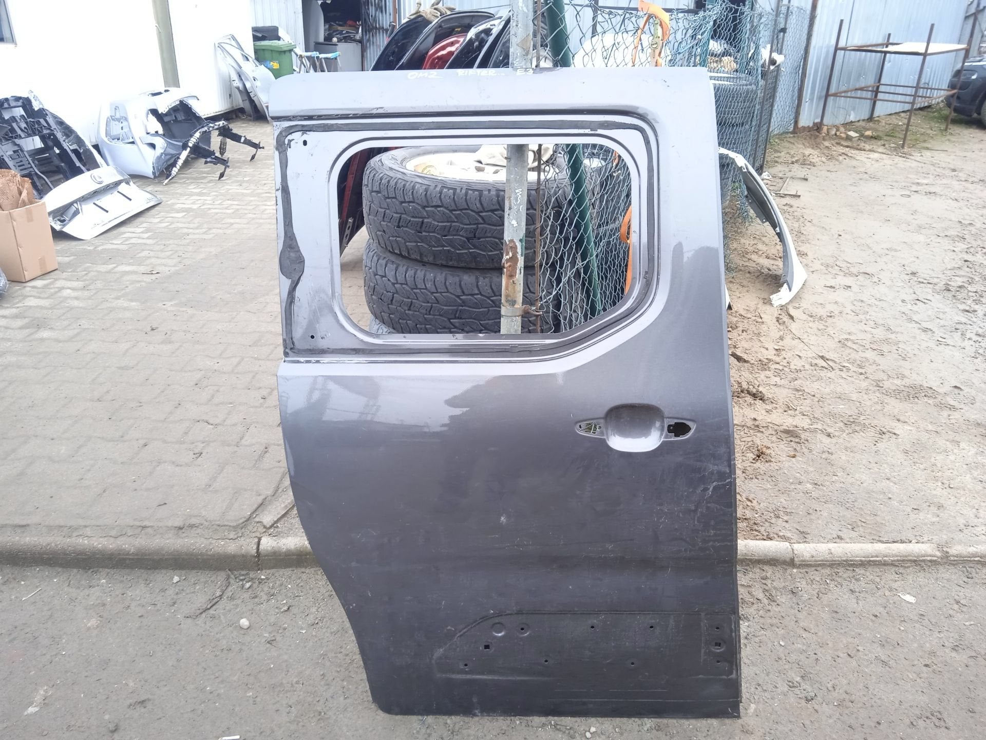 Rifter Berlingo Combo Portier Rechts, Gebruikt, Citroën, Taurusavenue 1
2132 LS  Hoofddorp, NL, Privacyrights-citroen@mpsa.com