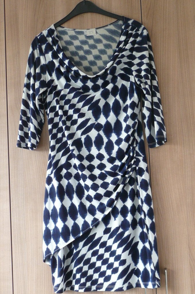 Blauw wit kleedje Green Ice (K543), Kleding | Dames, Jurken, Blauw, Ophalen of Verzenden, Zo goed als nieuw, GREEN ICE